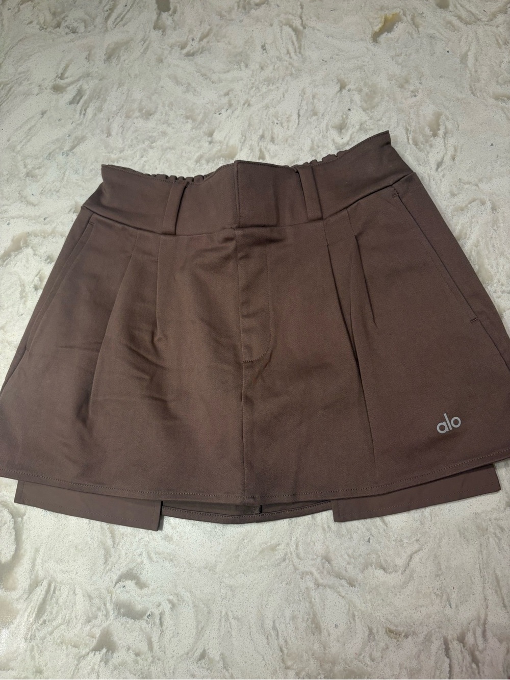 ALO Yoga Brown Athletic Skort with Subtle Logo